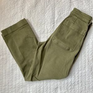 Everlane, straight leg crop, size 0, fatigue green